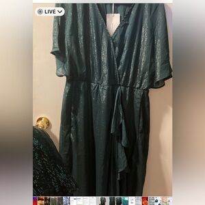 Bloomchic  blueish gray v neckline soft t- shirt